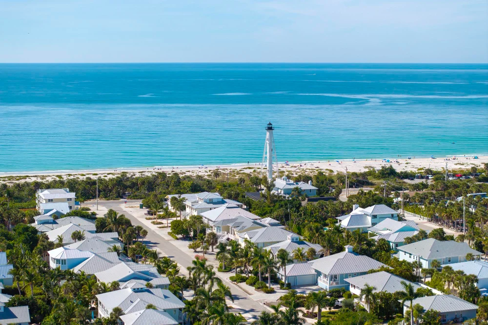 Coastal residential development in Palm Beach County near the ocean